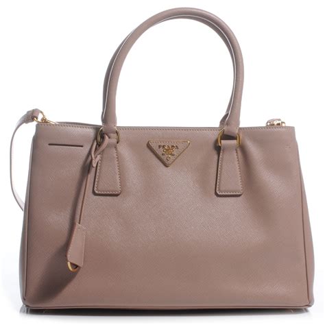 prada cammeo saffiano tote|Prada saffiano cuir leather tote.